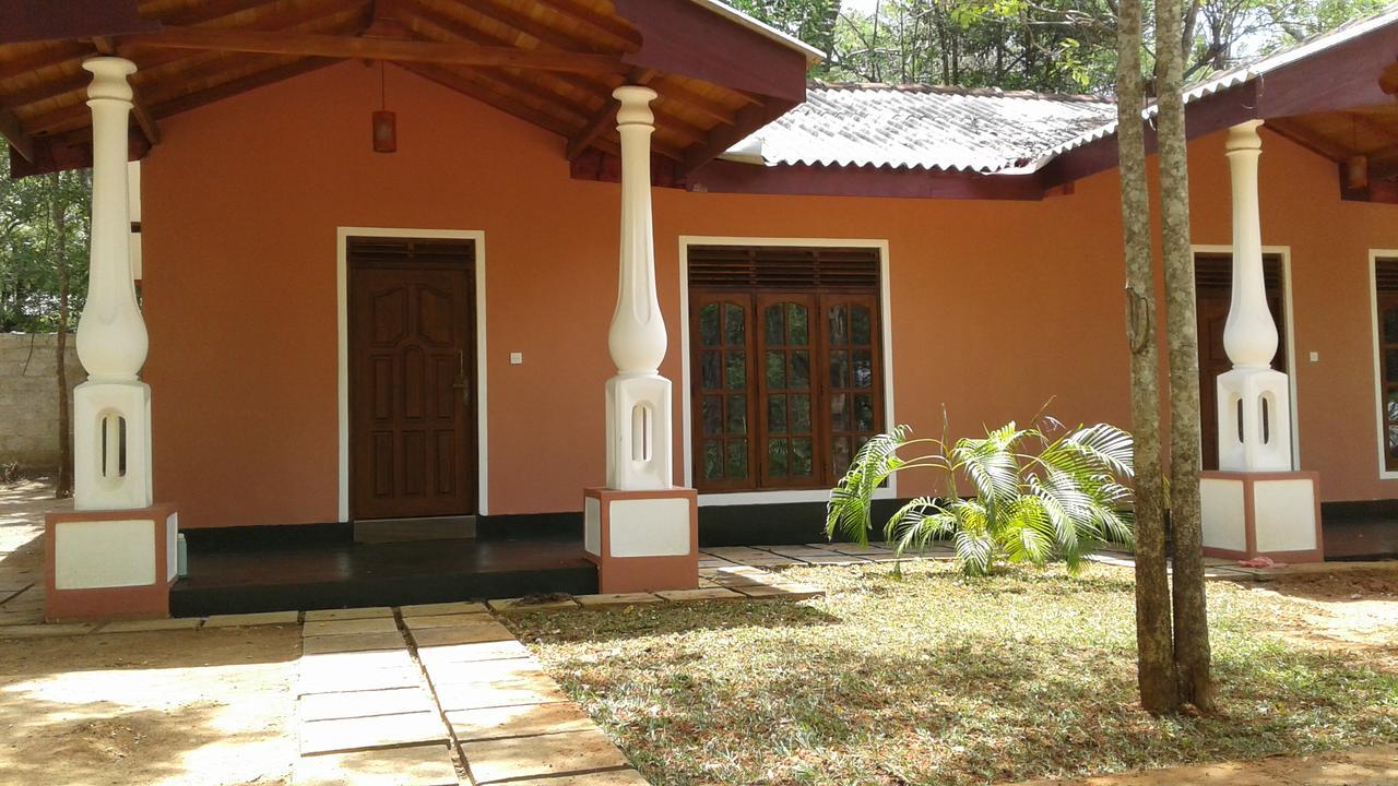 Mathews Holiday Resort Habarana Exterior foto